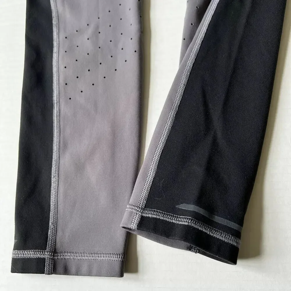 Athleta Sz S Colorblock Salutation Black Gray EXCELLENT